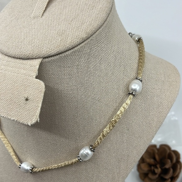 Vintage Honora Pearl Adjustable Necklace with Intricate Beige Mesh Sections - Picture 9 of 12